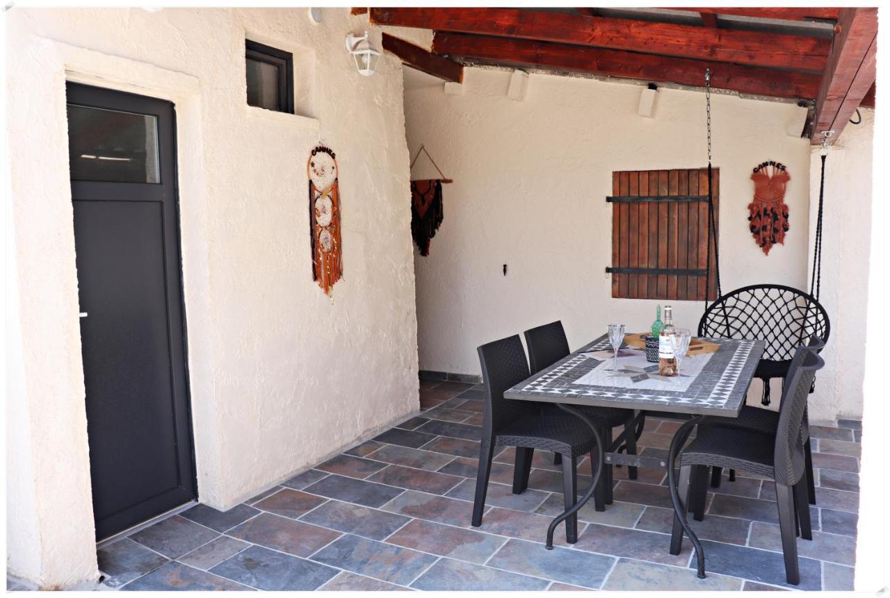קאן Superbe Glamping Avec Terrasse Privative 5Min Mer מראה חיצוני תמונה